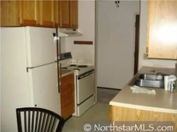 12936 Nicollet Ave S #202, Burnsville, MN 55337