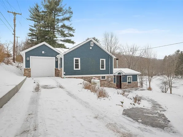 204 Magill Rd, Zelienople, PA 16063