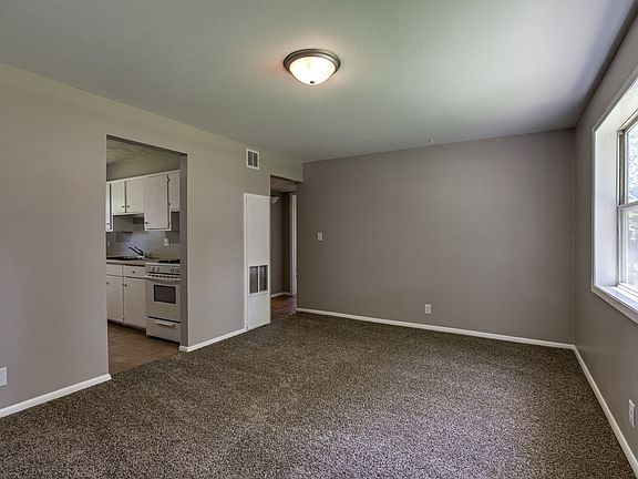 5th image of 5316 Ervin St #5318