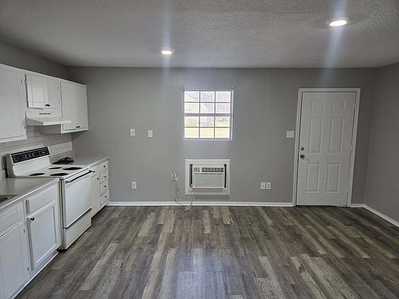 2nd image of 2120 W 30th Ave #10937776