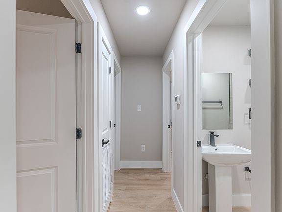 4th image of 26701 Knottywood Ct