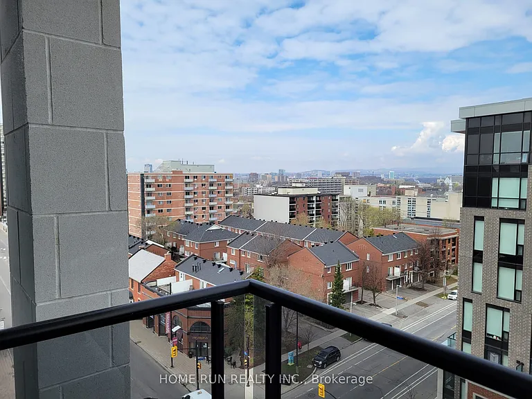 560 Rideau St #802 — Photo 11