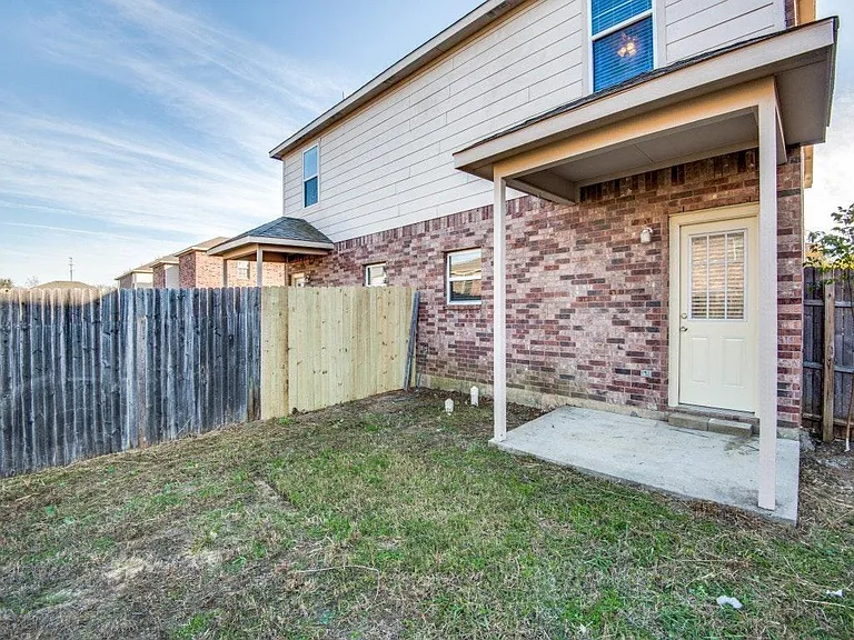 828 Parkplace Rdg — Photo 14
