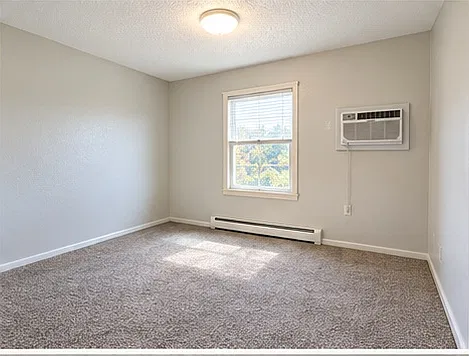 Keygate Manor- 4326 - 9 — Photo 3