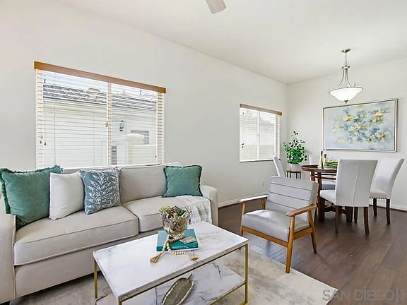 3rd image of 12701 Oak Knoll Rd