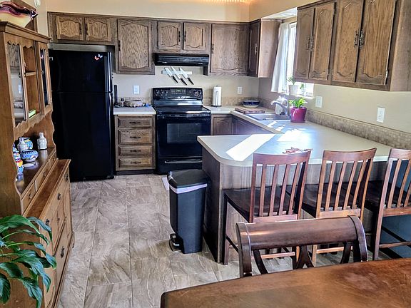 Spacious open kitchen and dining area