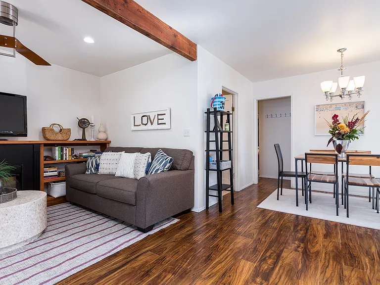 8293 Beach Way Dr — Photo 17
