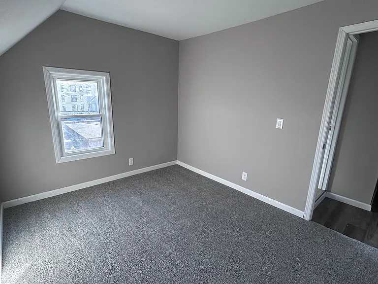 4747 Capitol Ave — Photo 17