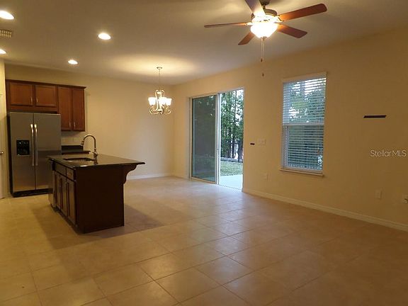 4th image of 1130 Victoria Glen Dr