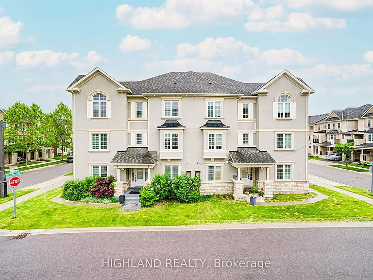 265 Ellen Davidson Dr #4 — Photo 42