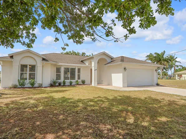 206 SW Ridgecrest Drive, Port St Lucie, FL 34953