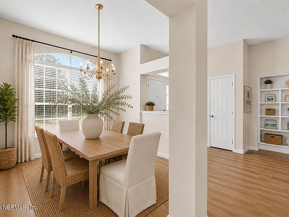 5th image of 12484 HATTON CHASE Lane W