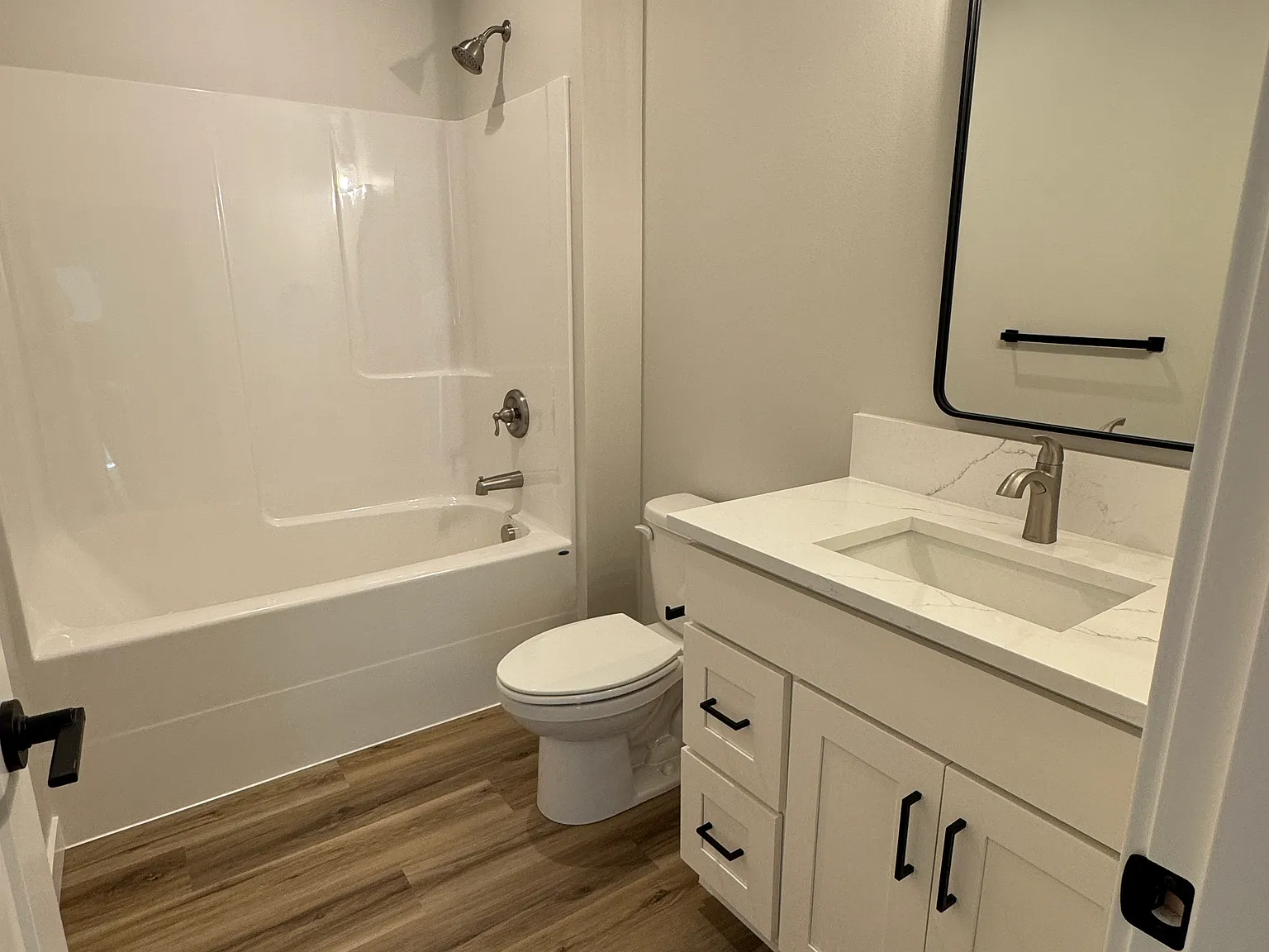 656 Parker Loop — Photo 4