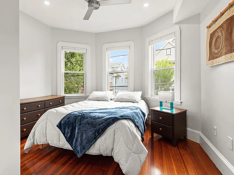 46 Elmwood St #2 — Photo 14