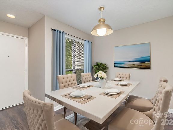 5th image of 4401 Sharon Chase Dr APT E