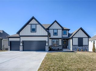 11304 N Michigan Ave, Kansas City, MO 64155