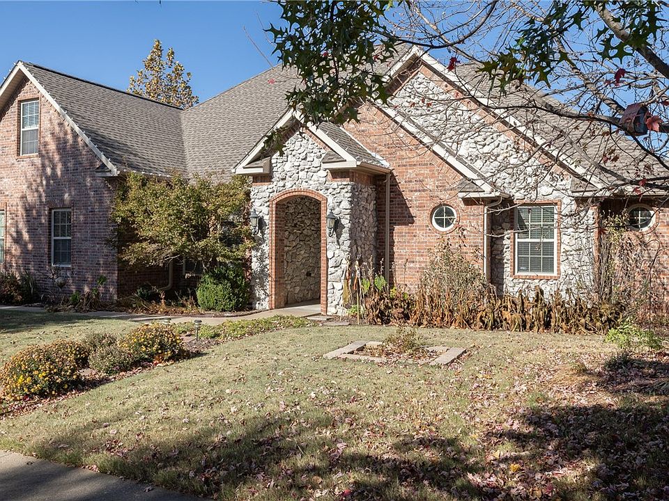 1st image of 6110 W Persimmon St