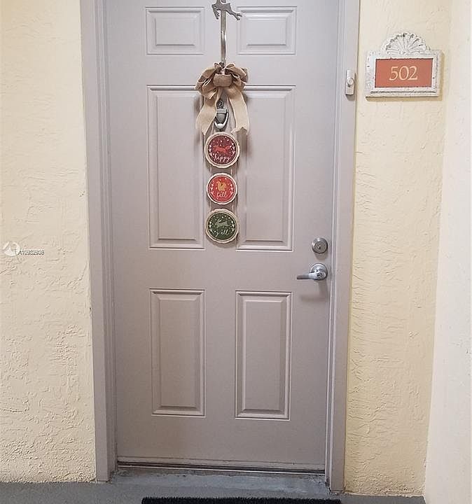 1st image of 8215 Lake Dr #502