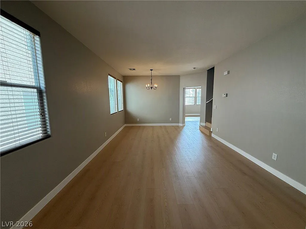 4 bed, 3.0 bath, 2287 sqft, $2,195 — Photo 3