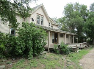 310 S Garfield Ave, Colby, KS 67701