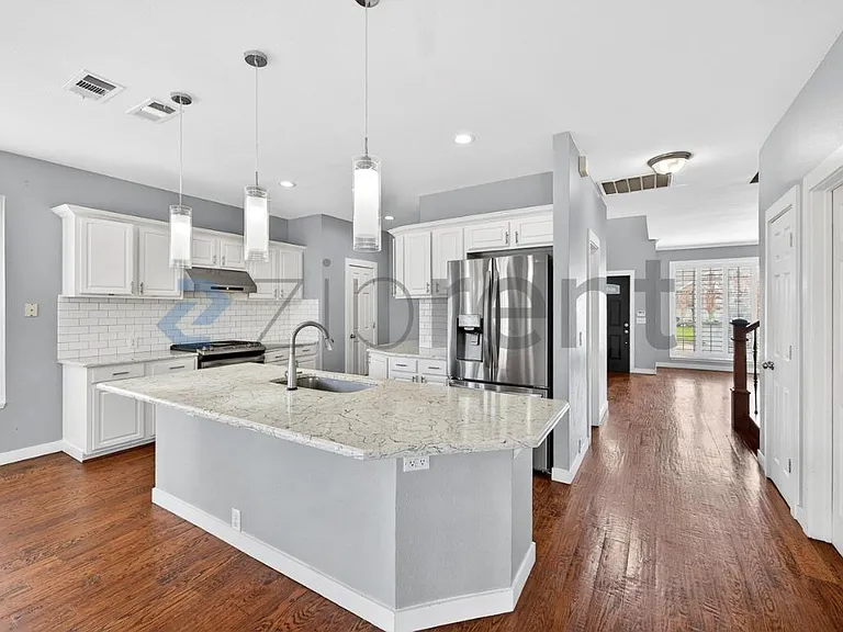 10604 Ambergate Ln — Photo 14