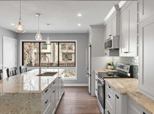 3929 N Point McKay Rd NW, Calgary, AB T3B 4V7