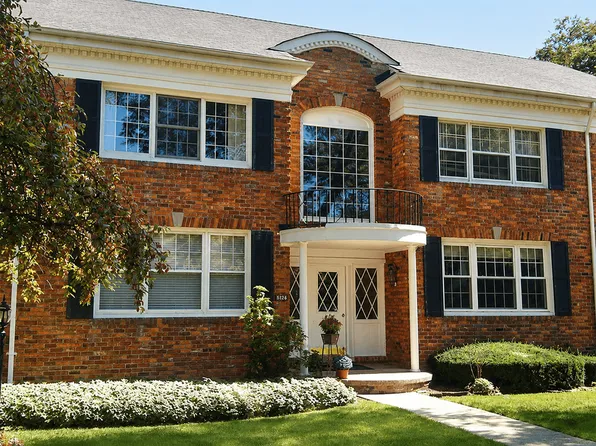 350 Billingsgate Ct APT C, Bloomfield Hills, MI 48301