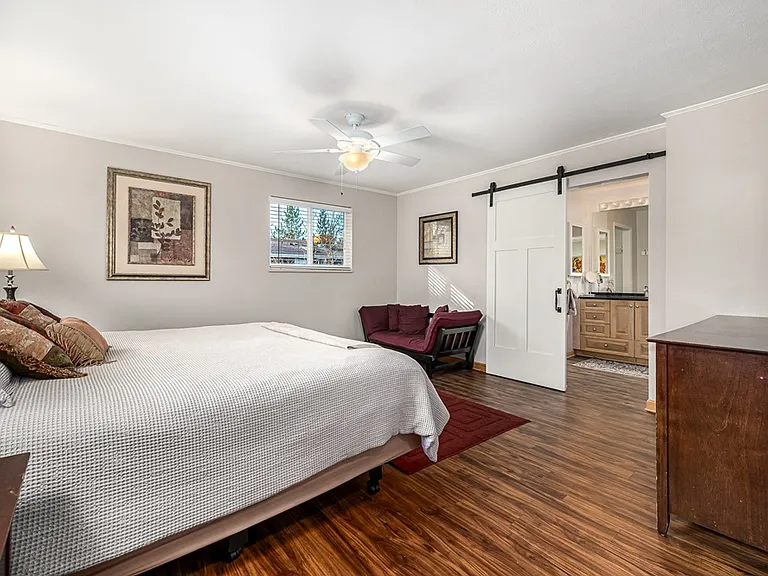 King-sized bed in Master Suite.