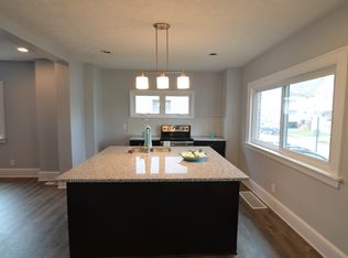 3944 W 34th St, Cleveland, OH