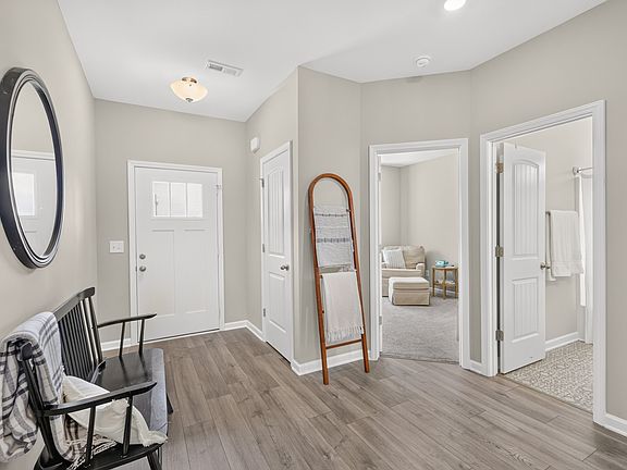2nd image of 820 Niles Woods Way