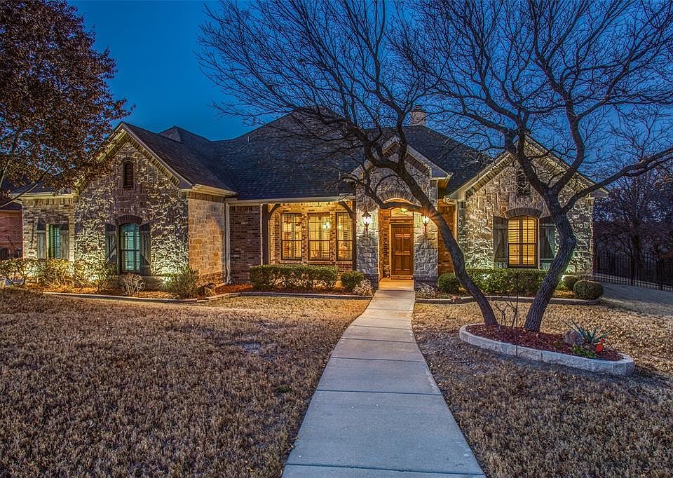 1st image of 228 Copperwood Dr