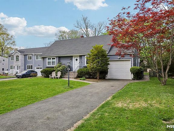 3rd image of 84 Belvidere Rd