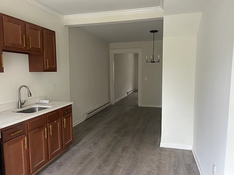 2810 Winchester St — Photo 7