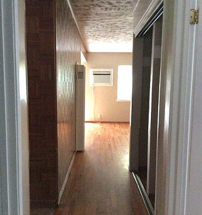 5th image of 2446 Belair St