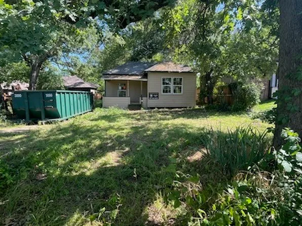 2316 W Walker St, Denison, TX 75020