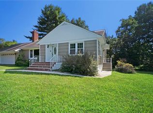 178 Holbrook Ln, Briarcliff Manor, NY 10510