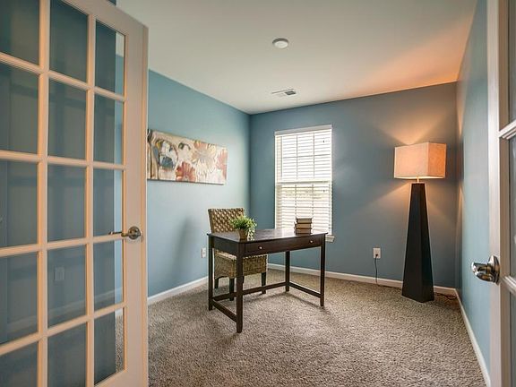 4th image of 2703 Lockwood Ct