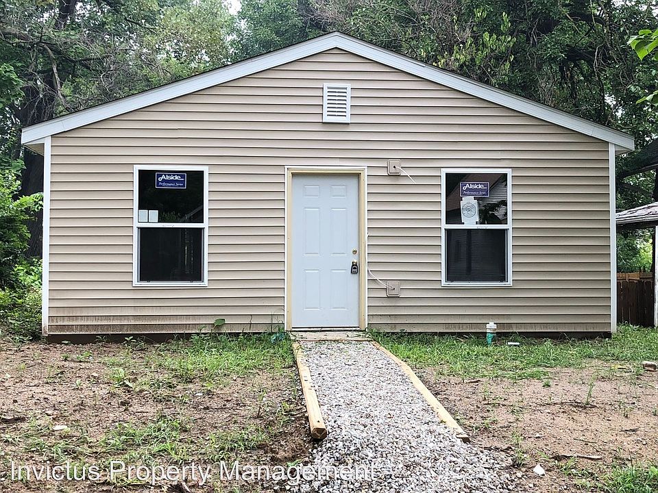 1st image of 2310 N Dearborn St