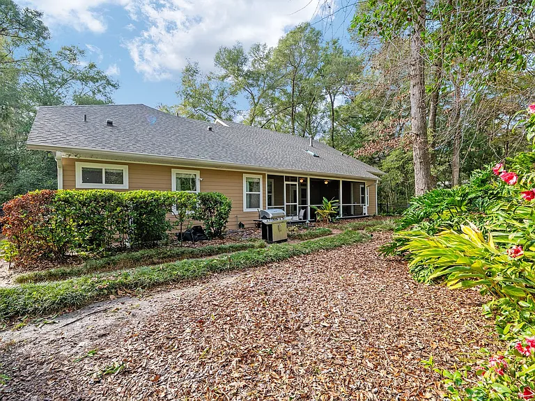 3773 SW 21st Dr — Photo 57