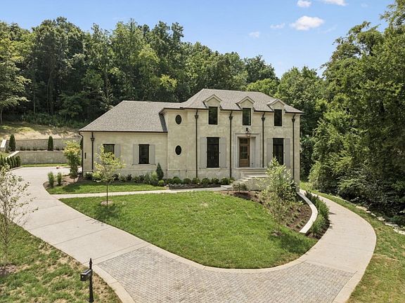 3rd image of 116 Earlham Ct