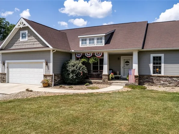 9277 German Church Rd, North Benton, OH 44449