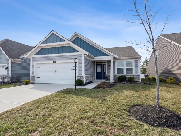 7637 Watercrest Ct, Maineville, OH 45039