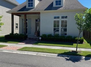 10739 Turning Leaf Dr, Baton Rouge, LA 70810