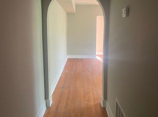 3328 N Broadway St #204, Knoxville, TN 37917