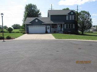 805 Dionne Ln, Viroqua, WI 54665