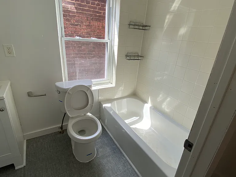 325 Centre St #3 — Photo 4