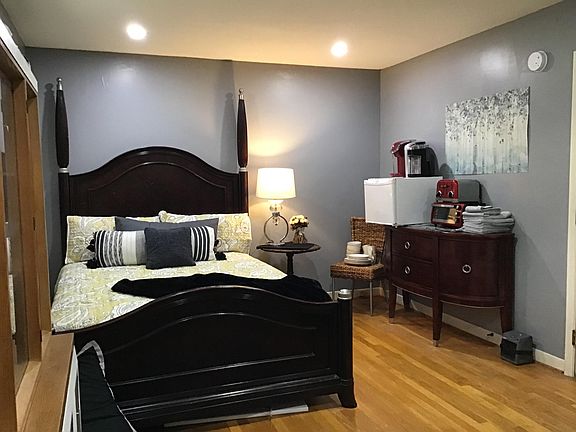 5th image of 4610 Northmoor Ct #2/15