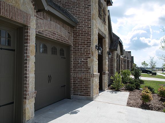 3rd image of 345 Strait Ln
