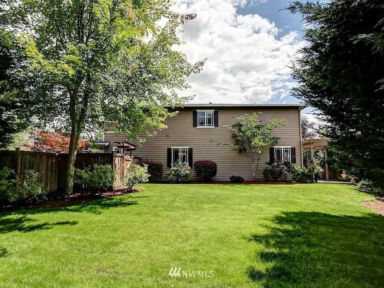 8819 230th Way NE — Photo 25