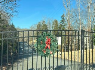 10888 Lost Lake Cir, Harrison, TN 37341